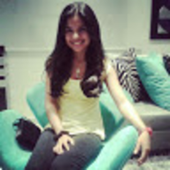 Meet your Posher, Gina - Picture 1 of 1